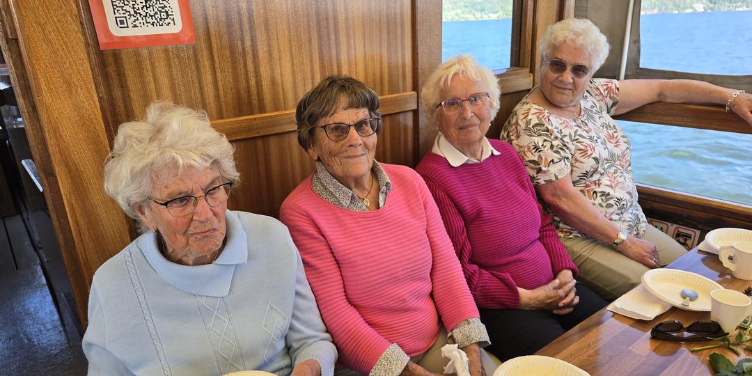 Bilde/illustrasjon for VOVs Søndagskafé